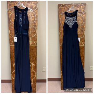 Elegant Navy Blue Evening Gown